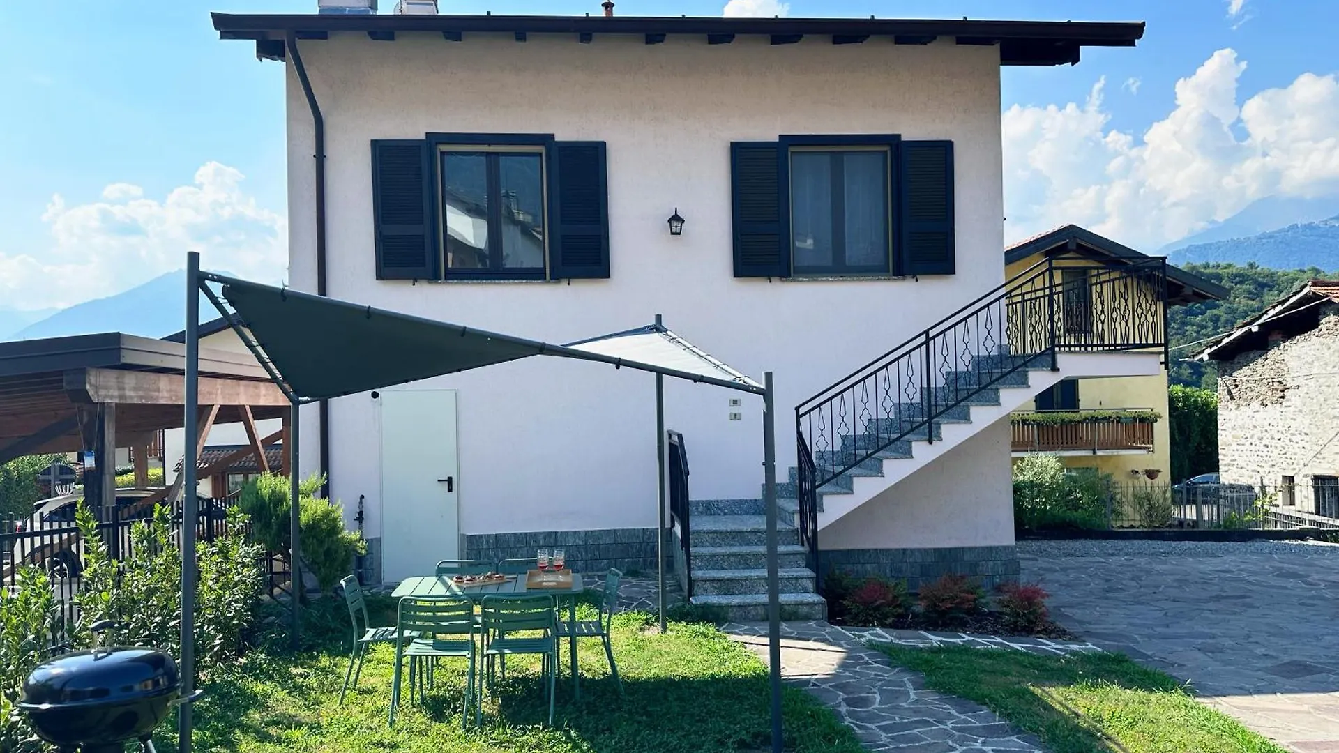 Luci Fra Le Nuvole Apartment Colico